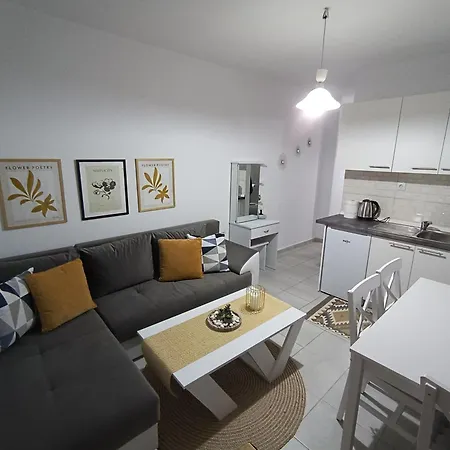 20m From The Yerakini